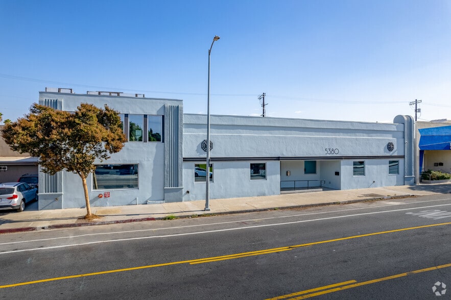 5380 Alhambra Ave, Los Angeles, CA à vendre - Photo du bâtiment - Image 3 de 29