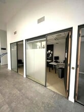 Canon's Way, Bristol for lease Interior Photo- Image 2 of 6