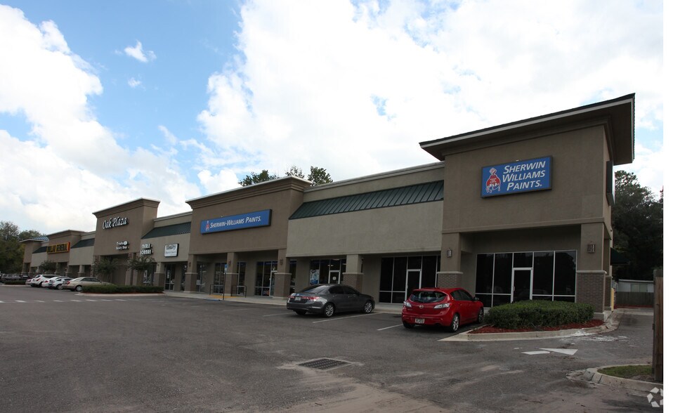 716 New Berlin Rd, Jacksonville, FL à louer - Photo du bâtiment - Image 2 de 13
