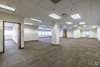 330 2nd Ave S, Minneapolis, MN for lease Interior Photo- Image 2 of 3