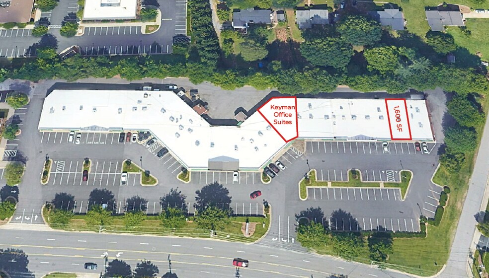 121-217 Jonestown Rd, Winston-Salem, NC for lease - Building Photo - Image 2 of 5