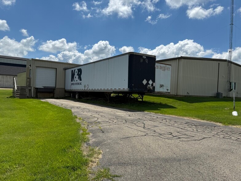 2000 Industrial Park Rd, Lancaster, WI à vendre - Photo du bâtiment - Image 2 de 9