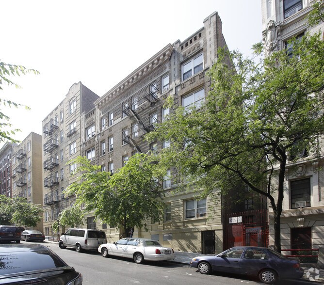 620 W 152nd St, New York, NY à louer - Photo du bâtiment - Image 2 de 2