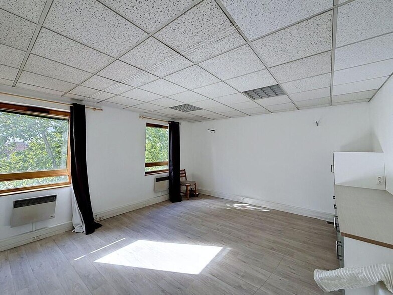 66 Cours Charlemagne, Lyon for lease - Interior Photo - Image 2 of 7