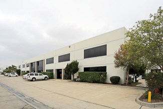 Plus de détails pour 3315 E Miraloma Ave, Anaheim, CA - Industriel à louer