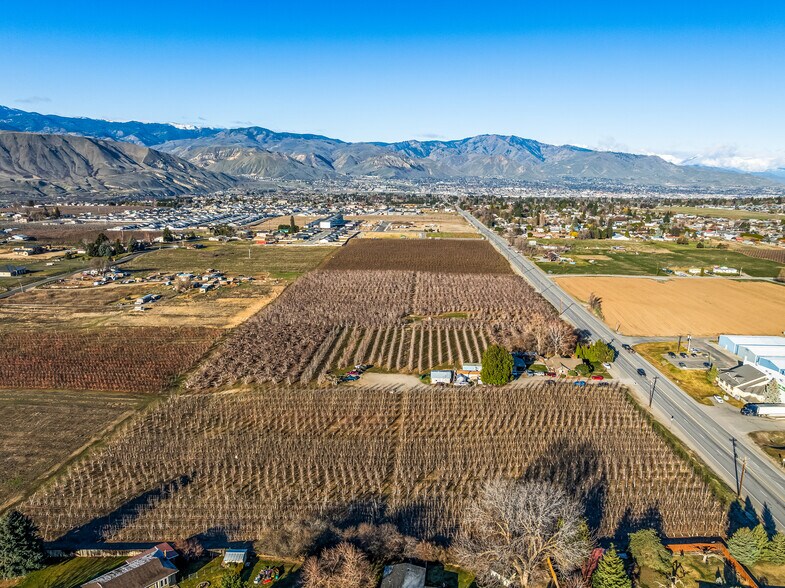 2820 Grant Rd, East Wenatchee, WA à vendre - Aérien - Image 2 de 7
