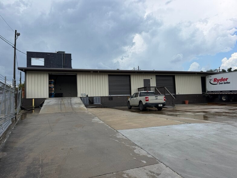 1803 Broadway, Macon-Bibb, GA for sale - Building Photo - Image 1 of 10