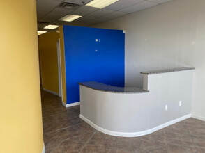 12305 US Highway 27 Blvd, Clermont, FL for lease Lobby- Image 2 of 10