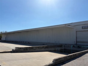 4500 Carmichael Ave, Sarasota, FL à louer Photo intérieure- Image 1 de 4