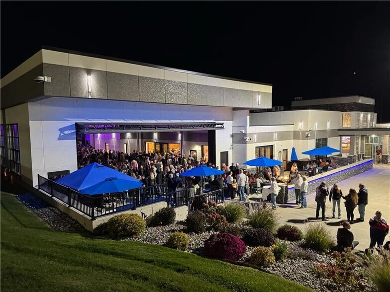 3535 Walters Rd, Syracuse, NY à vendre - Photo du bâtiment - Image 2 de 27