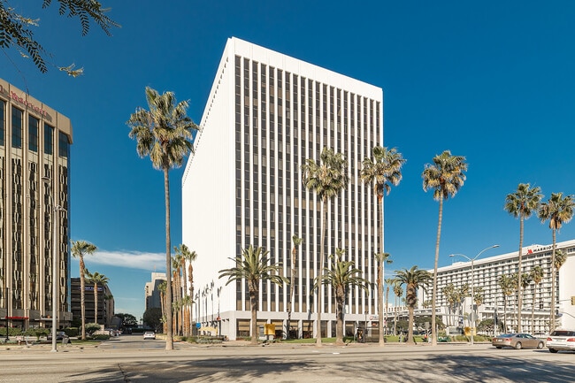 More details for 5901 W Century Blvd, Los Angeles, CA - Office for Lease