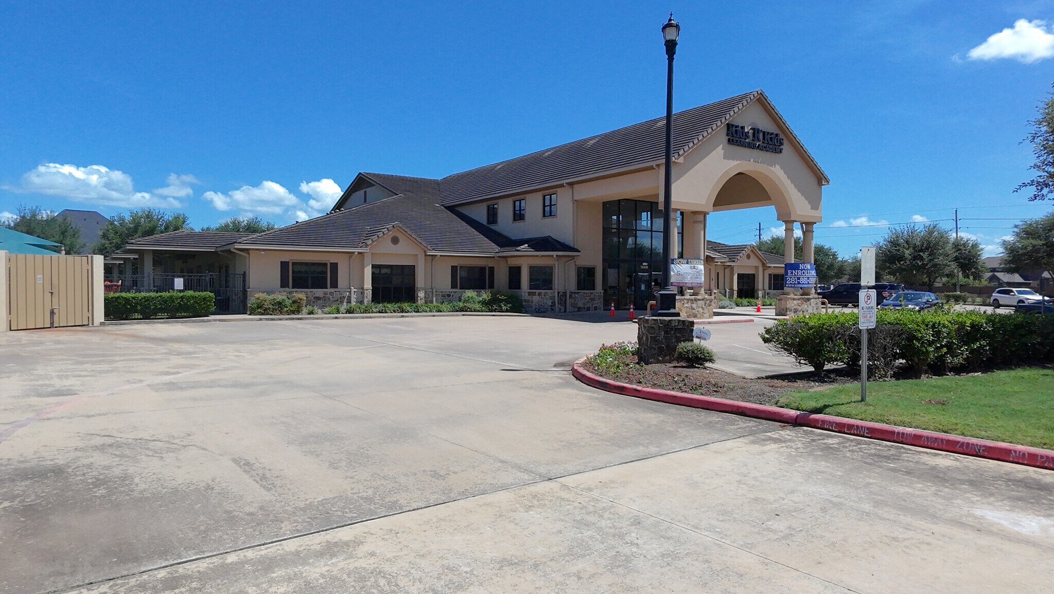 18408 Winding Waters Ln, Sugar Land, TX à vendre Photo du bâtiment- Image 1 de 1