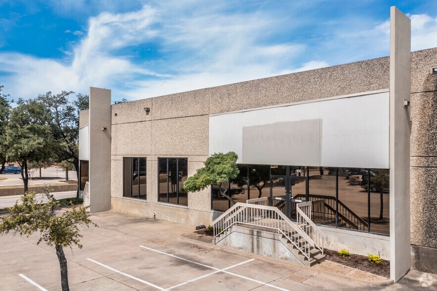 10630 Newkirk St, Dallas, TX for lease - Building Photo - Image 2 of 5