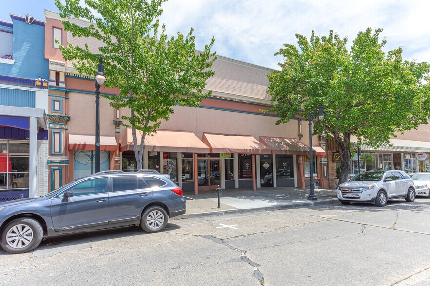 122 Kentucky St, Petaluma, CA for lease - Primary Photo - Image 2 of 4