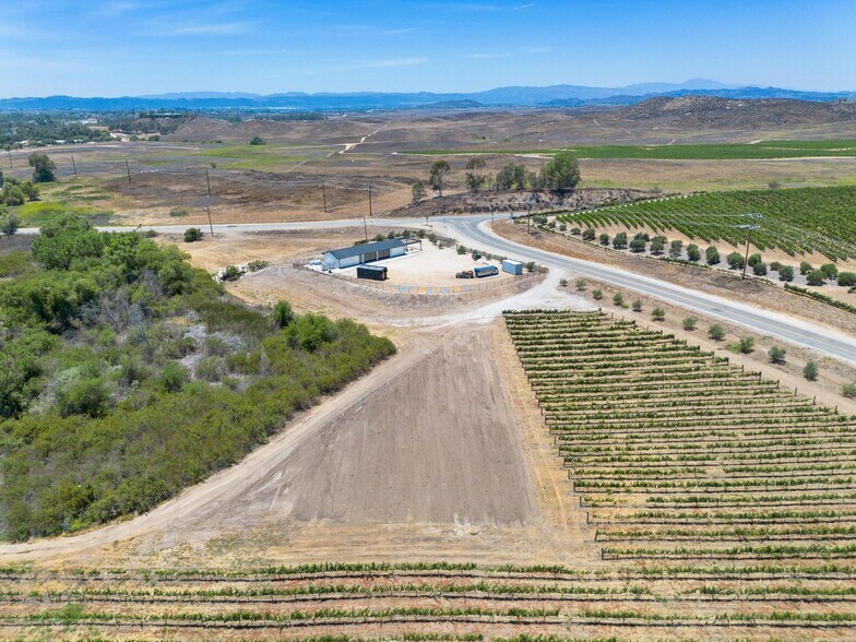 36051 E Benton Rd, Temecula, CA à vendre - Aérien - Image 3 de 30