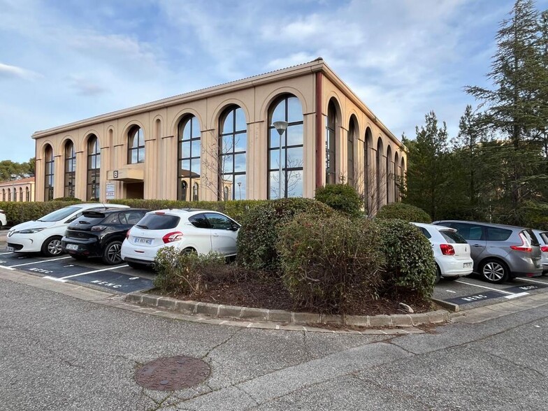 11 Boulevard De La Grande Thumine, Aix-en-Provence for lease - Building Photo - Image 1 of 12