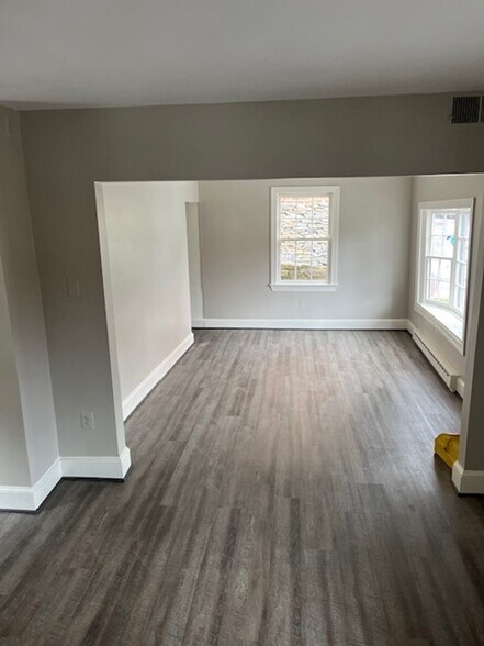 406 Mill St, Occoquan, VA à louer - Photo du bâtiment - Image 2 de 13