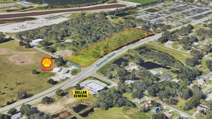 1834 Berkley Road, Auburndale, FL for sale Primary Photo- Image 1 of 10