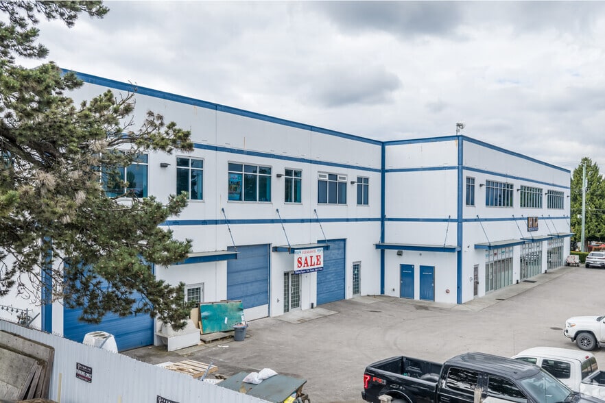7985 132nd St, Surrey, BC à louer - Photo principale - Image 1 de 3