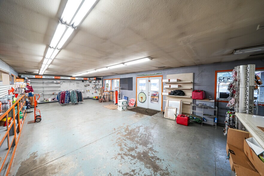 10 Main S st, Pierce, ID à vendre - Photo du bâtiment - Image 2 de 27