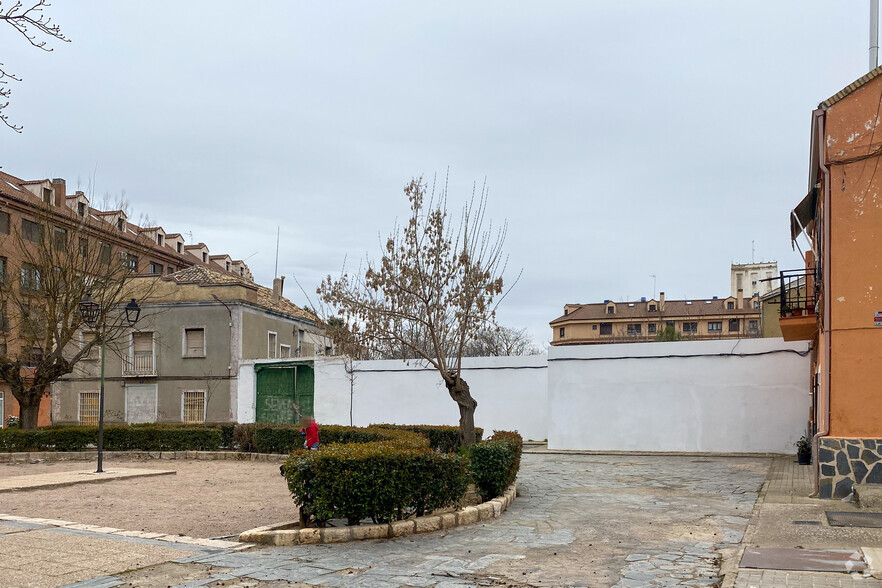 Glorieta Estación, 1, Tarancón, Cuenca for sale - Building Photo - Image 2 of 2