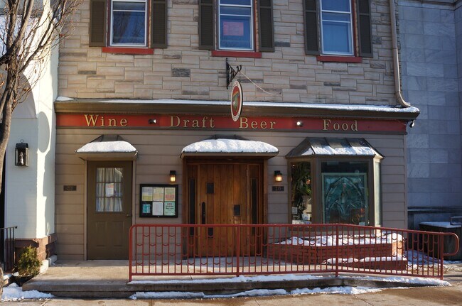 Plus de détails pour 233 Market St, Lewisburg, PA - Commerce de détail à vendre