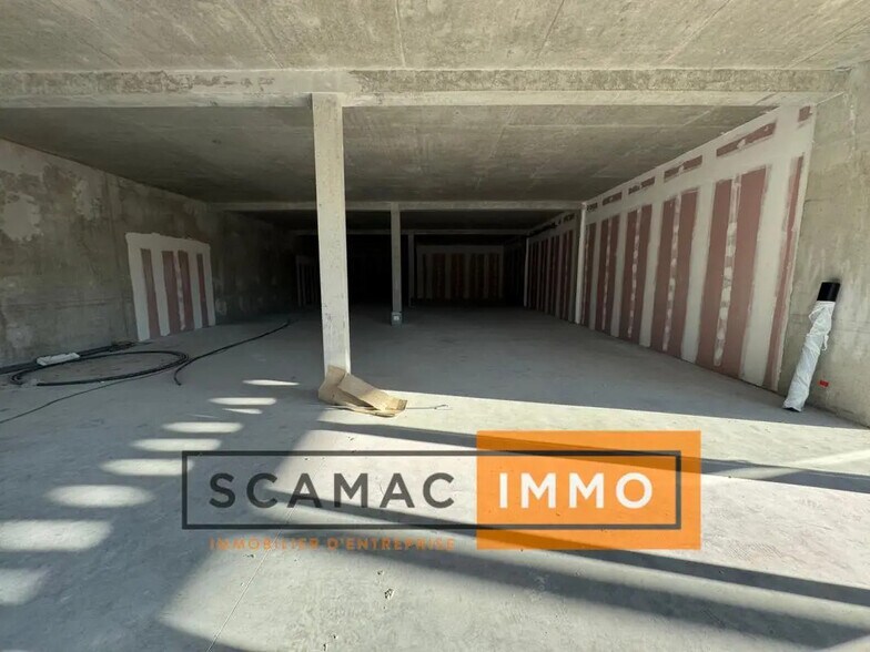 Commerce de détail dans Éguilles à louer - Photo intérieure - Image 3 de 6