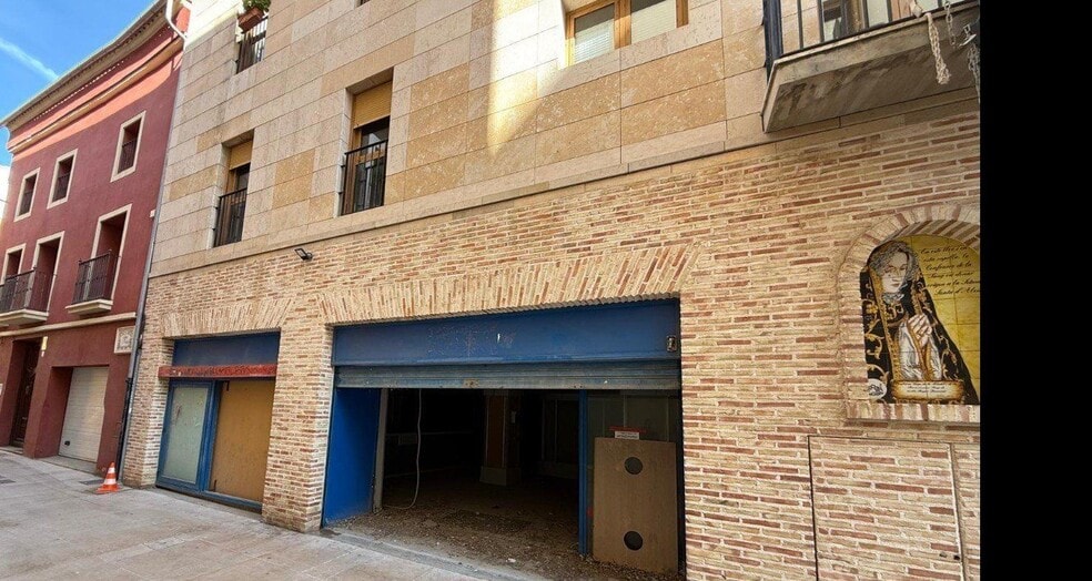 Plaça del Regne, 10, Alzira, Valencia for sale - Building Photo - Image 3 of 18