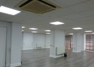 Ray Mead Rd, Maidenhead à louer Photo intérieure- Image 1 de 2