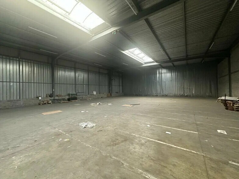 Industriel dans Strasbourg à louer - Photo du bâtiment - Image 3 de 5