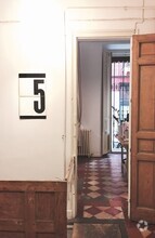 Calle Acuerdo, 17, Madrid, Madrid for lease Interior Photo- Image 2 of 7