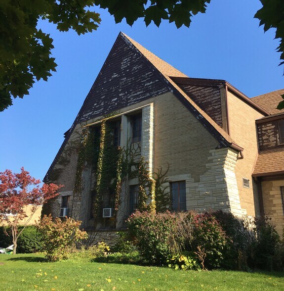 6015 N Francisco Ave, Chicago, IL à vendre - Photo du bâtiment - Image 2 de 6