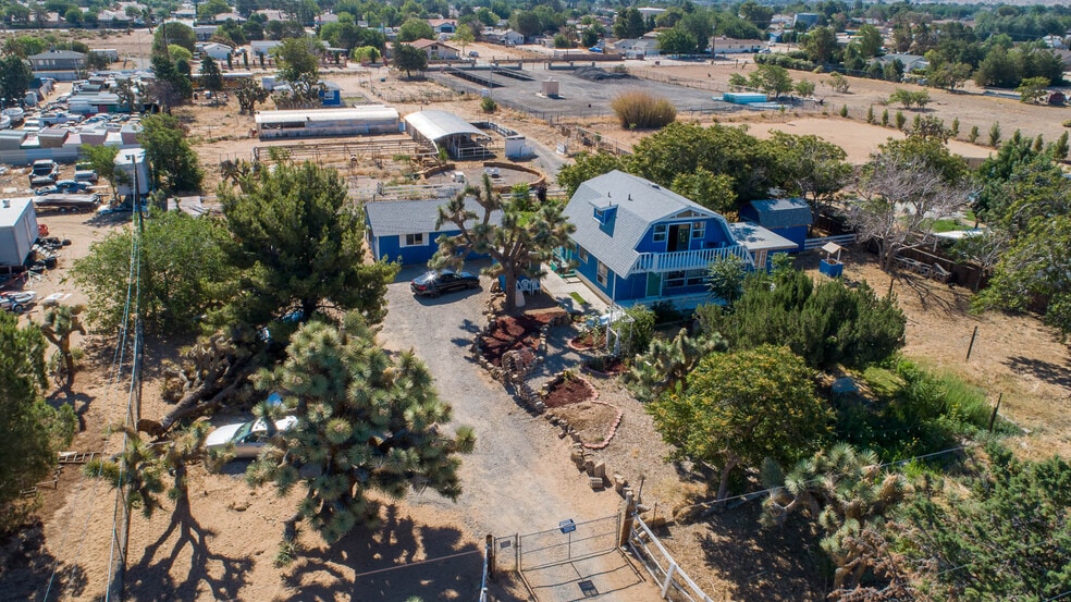 43254 52nd St W, Lancaster, CA for sale - Primary Photo - Image 1 of 41