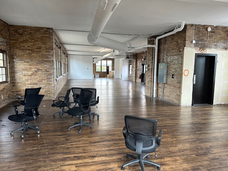 722 Scott St, Covington, KY à louer - Photo intérieure - Image 2 de 17