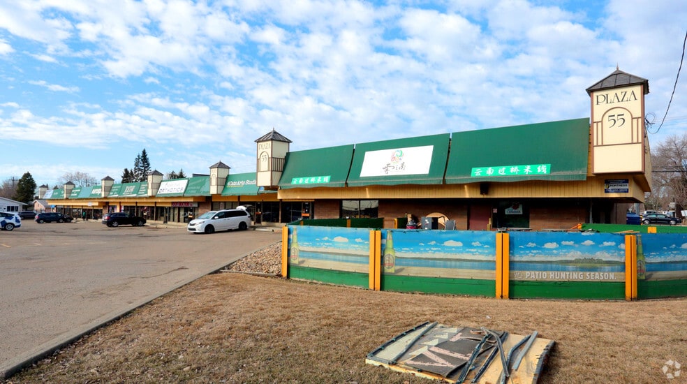 5524-5548 Calgary Trl NW, Edmonton, AB for lease - Primary Photo - Image 2 of 10