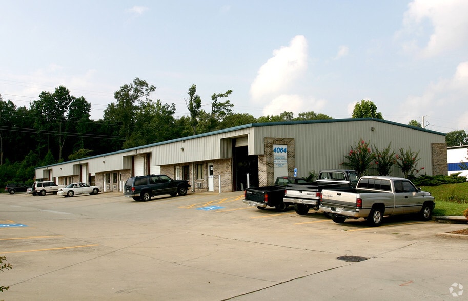 4064 Nine McFarland Dr, Alpharetta, GA for lease - Building Photo - Image 2 of 13