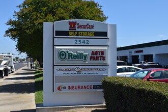 2542 Patterson Rd, Riverbank, CA for lease Interior Photo- Image 2 of 4