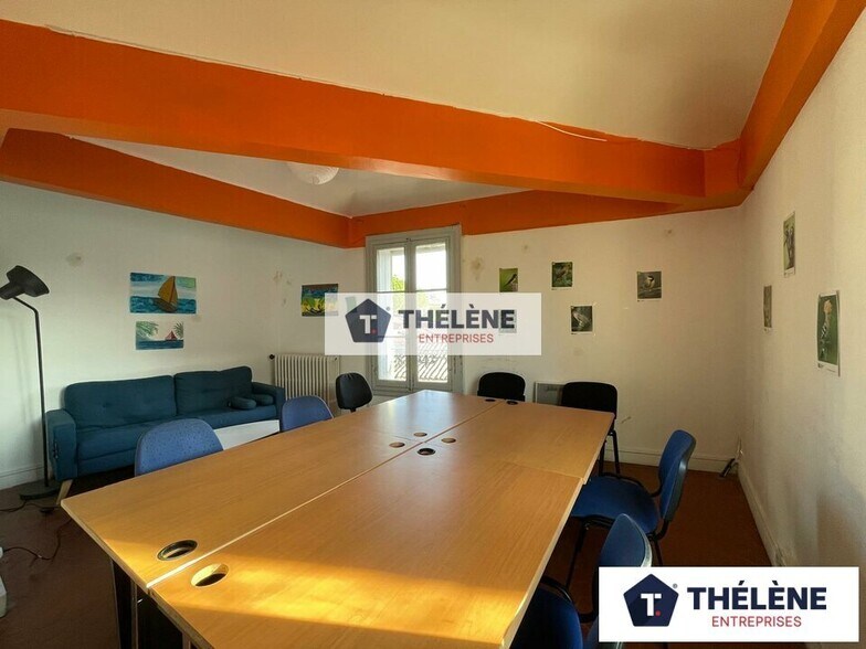 Office in Montpellier for lease - Building Photo - Image 3 of 10