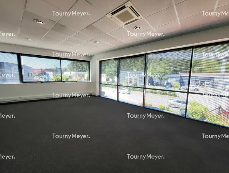 Office in Anglet for lease - Interior Photo - Image 3 of 7