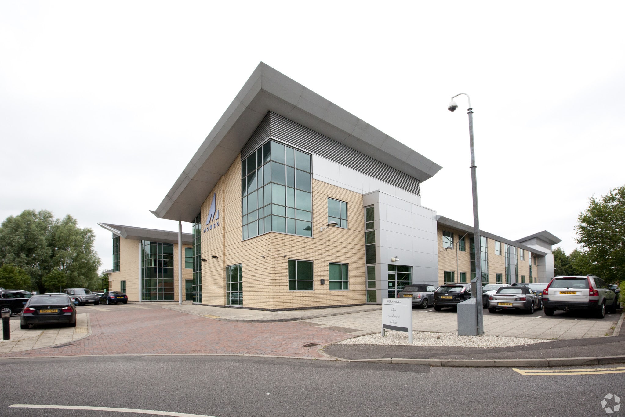 Brunel Rd, Reading for lease Primary Photo- Image 1 of 4