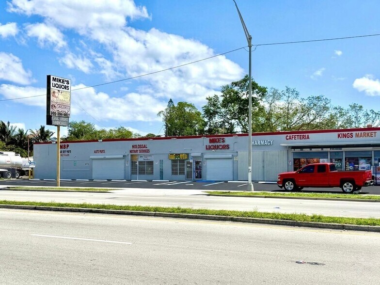 9701-9715 NW 27th Ave, Miami, FL à vendre - Photo du bâtiment - Image 2 de 5