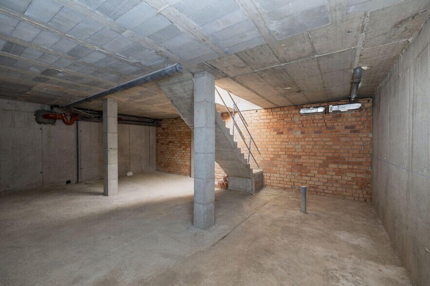 Calle Azhuma, 38, Granada, Granada for sale - Building Photo - Image 3 of 11