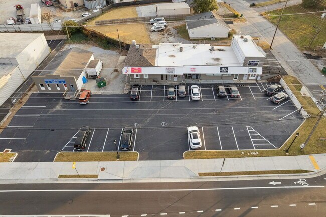 More details for Portfolio of Two Retail Buildings – Retail for Sale, Smyrna, GA