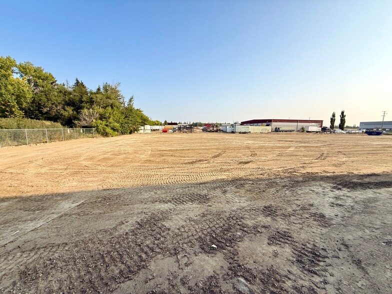 39207 Range Road 271, Red Deer County, AB à vendre - Photo du bâtiment - Image 3 de 37