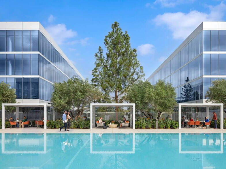 17100 Laguna Canyon Rd, Irvine, CA à louer - Photo du bâtiment - Image 2 de 13