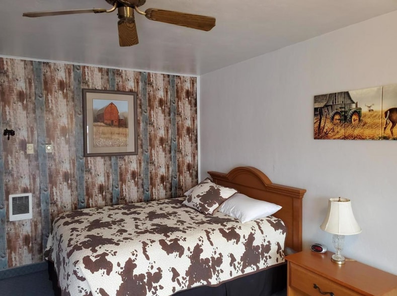 787 N Central Blvd, Coquille, OR à vendre - Photo intérieure - Image 3 de 17
