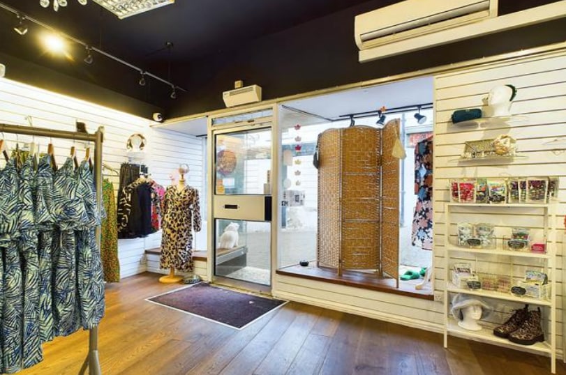 11 Hall St, Carmarthen for lease Interior Photo- Image 1 of 6