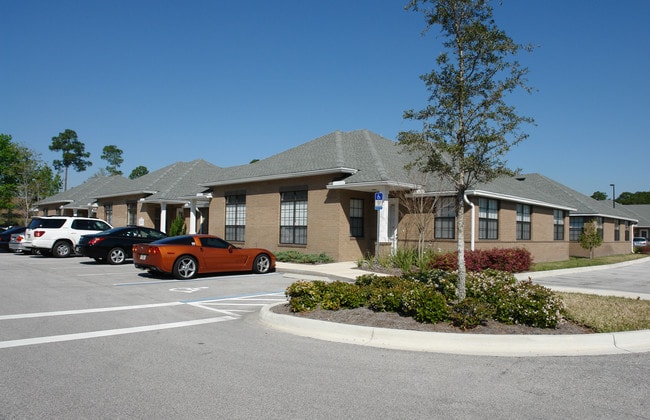 Plus de détails pour 10175 Fortune Pky, Jacksonville, FL - Bureau à vendre