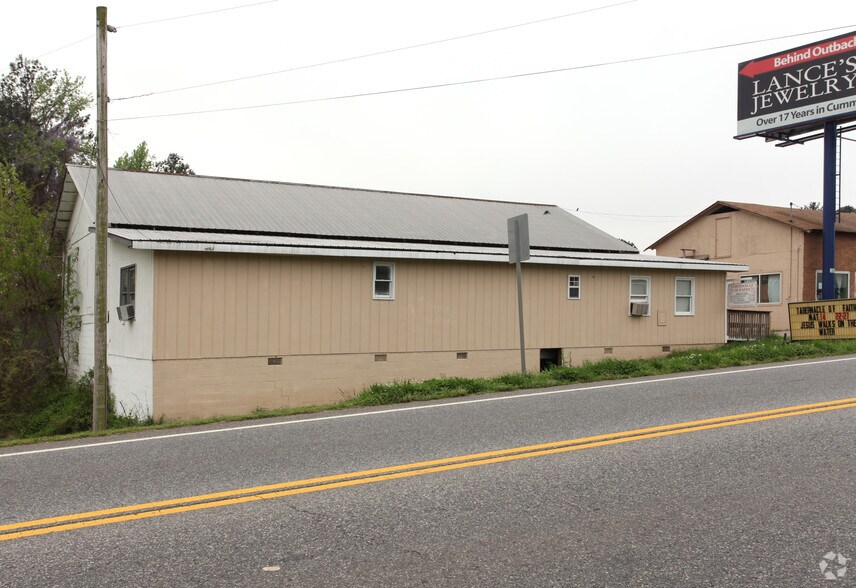 4623 Canton Hwy, Cumming, GA à vendre - Photo du bâtiment - Image 2 de 2