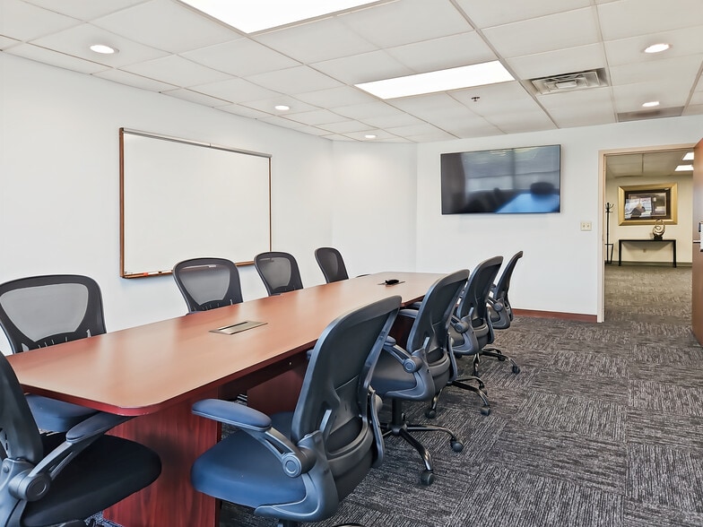 258 Corporate Dr, Madison, WI for lease - Interior Photo - Image 3 of 13